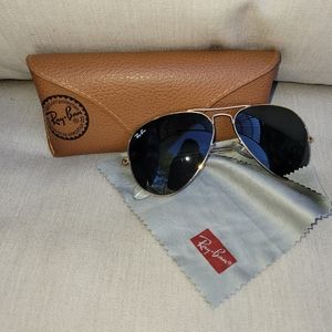 Classic Ray-Ban Aviators